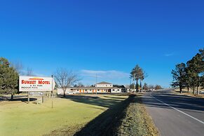 Sunset Motel and RV