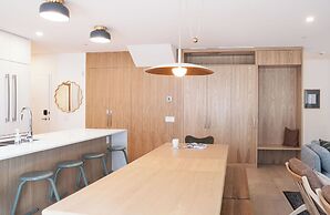 Revel and Rest by Revelstoke Vacations