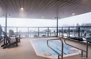Revel and Rest by Revelstoke Vacations