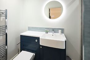Host Stay The Langley Hotel Apartment 4