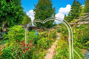 Cozy 3BR Villa Garden View Beach