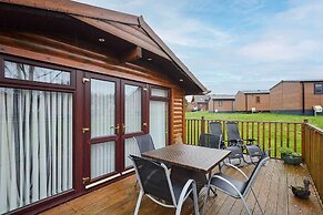 Host Stay Cairnswood Lodge