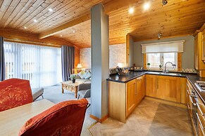 Host Stay Cairnswood Lodge