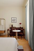 Owston Hotel