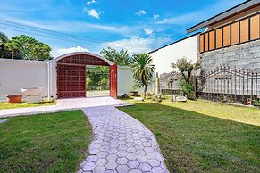 Chernin Apartment Suites