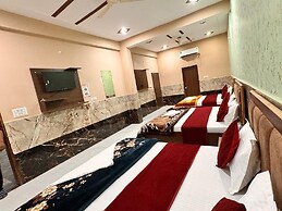 Hotel Raghav Dham