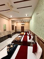 Hotel Raghav Dham