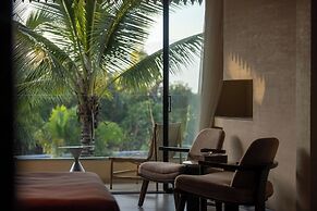 Three-Colored Cloud River Resort VILLA