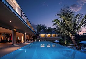 Three-Colored Cloud River Resort VILLA