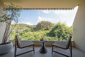 Three-Colored Cloud River Resort VILLA