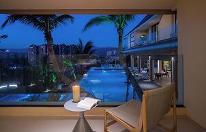 Three-Colored Cloud River Resort VILLA