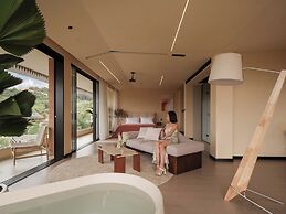 Three-Colored Cloud River Resort VILLA