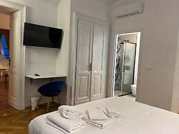 Turin Central Suite