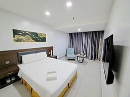 LUNA HOTEL