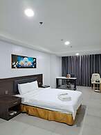 LUNA HOTEL