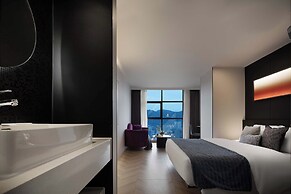 Chongqing Jiefangbei Centre Bairui Hotel