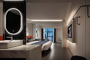 Chongqing Jiefangbei Centre Bairui Hotel