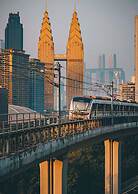 Chongqing Jiefangbei Centre Bairui Hotel