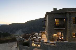 Oreno Mountain Retreat Hotel