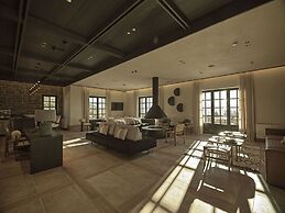 Oreno Mountain Retreat Hotel