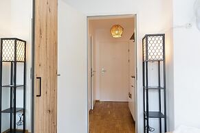Stylish Modern 1BR 1LR Apartment Vienna
