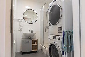 Stylish Modern 1BR 1LR Apartment Vienna