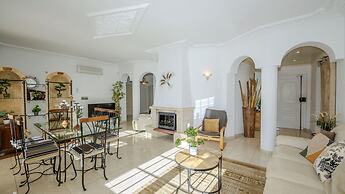 Praia da Marinha Apartment