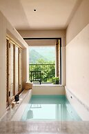Chongqing Jinfo Cloudhaus Boutique Hotel
