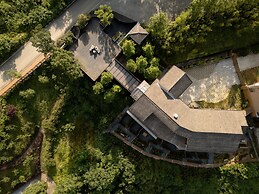 Chongqing Jinfo Cloudhaus Boutique Hotel