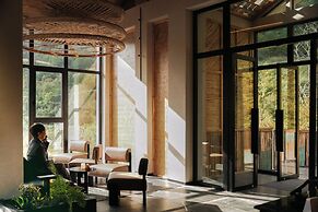 Chongqing Jinfo Cloudhaus Boutique Hotel