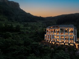 Chongqing Jinfo Cloudhaus Boutique Hotel