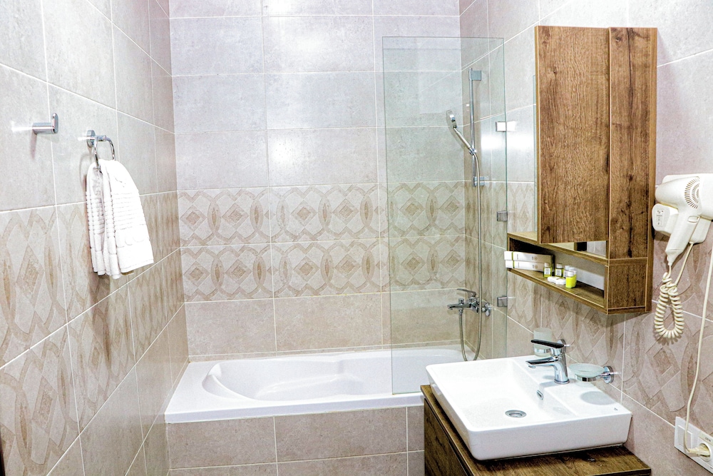 Orzu Hotel