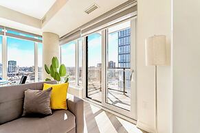 High Rise 1BR Building With Gorgeous Views