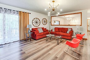 Spacious Retreat w/ Deck: 14 Mi to Nolin Lake!