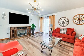 Spacious Retreat w/ Deck: 14 Mi to Nolin Lake!