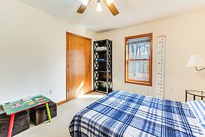Spacious Retreat w/ Deck: 14 Mi to Nolin Lake!