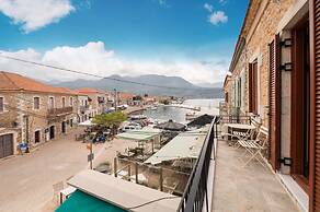 Mani View Luxury House