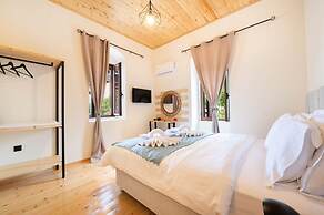 Mani View Luxury House