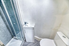 Double Bed Apts Fairhaven View by Guestz