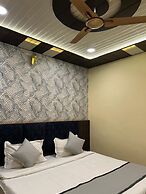 Hotel Triple Three