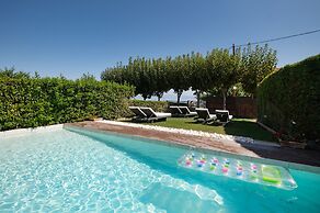 Sunny Exclusive Dio in Chaniotis