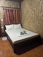 Akoya Beach Park & Cottages