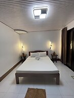 Akoya Beach Park & Cottages
