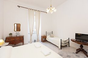 Rental in Rome Pietroburgo Apartment