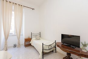 Rental in Rome Pietroburgo Apartment