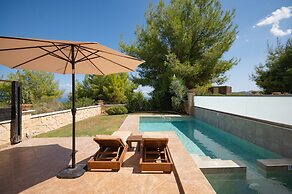 Spa Villa Sunny in Chaniotis