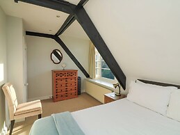 Blackstone Cottage