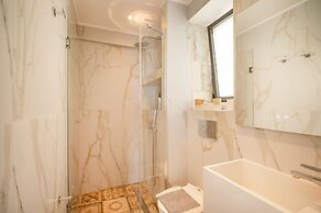 Olive Grove Panorama Suite Pende