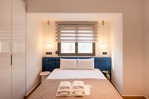 Olive Grove Panorama Suite Pende