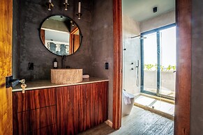 BT Homes - Tankah Luxe